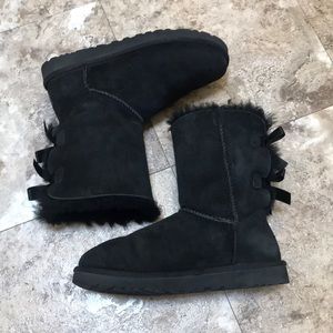 Black Bailey Bow II Ugg’s